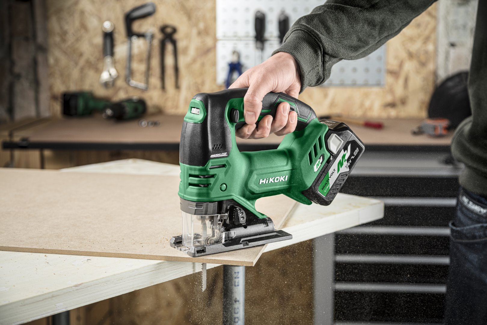 HiKOKI CJ36DA(Basic) (HSC III) Akku Stichsäge (brushless) 160 mm in Holz 2,1 Kg