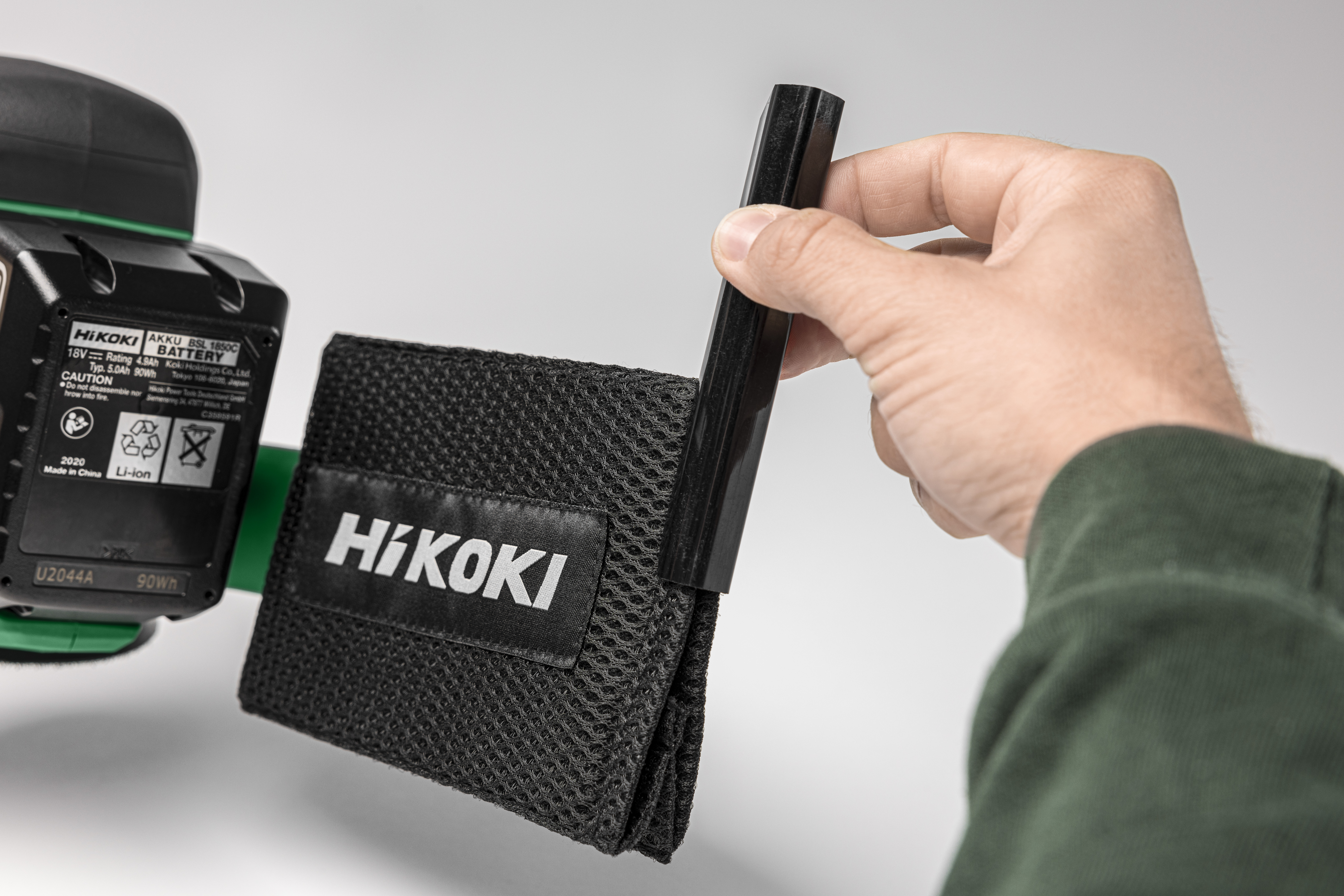 HiKOKI SV1813DA(Basic) (HSC II) Akku Exzenterschleifer (brushless) 125mm 1,2 Kg