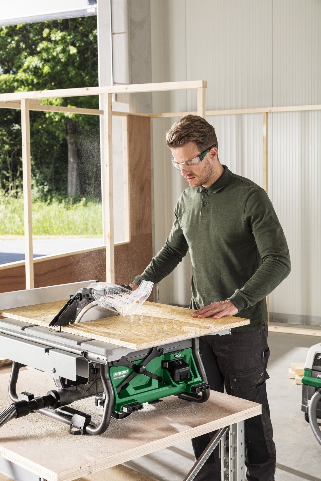 HiKOKI C3610DRJ(Basic) (Karton) Akku Tischkreissäge 79 mm 30,5 Kg