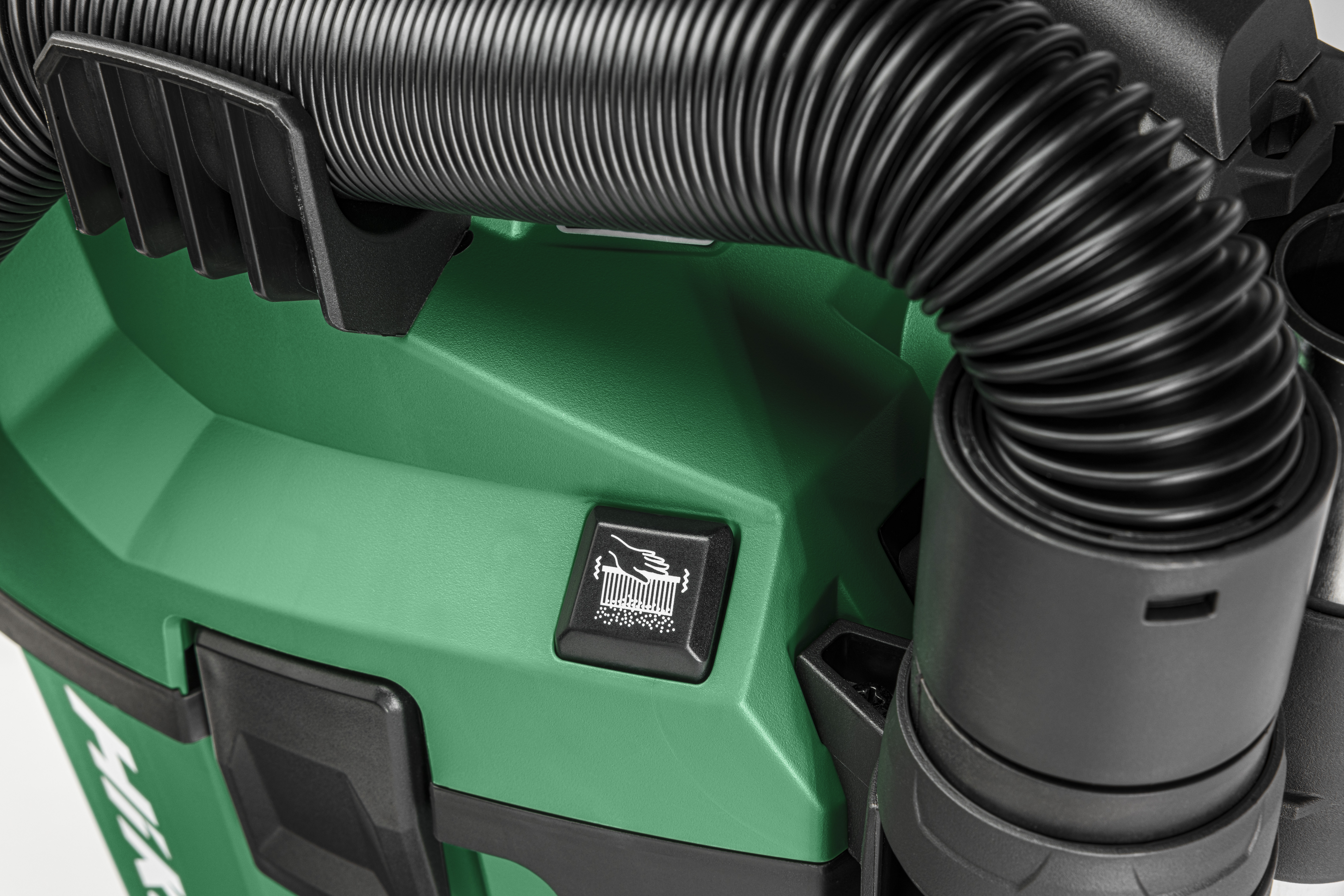 HiKOKI RP18DLA (Karton) 6 Liter, L Klasse Akku-Nass/Trockensauger 3,8 Kg