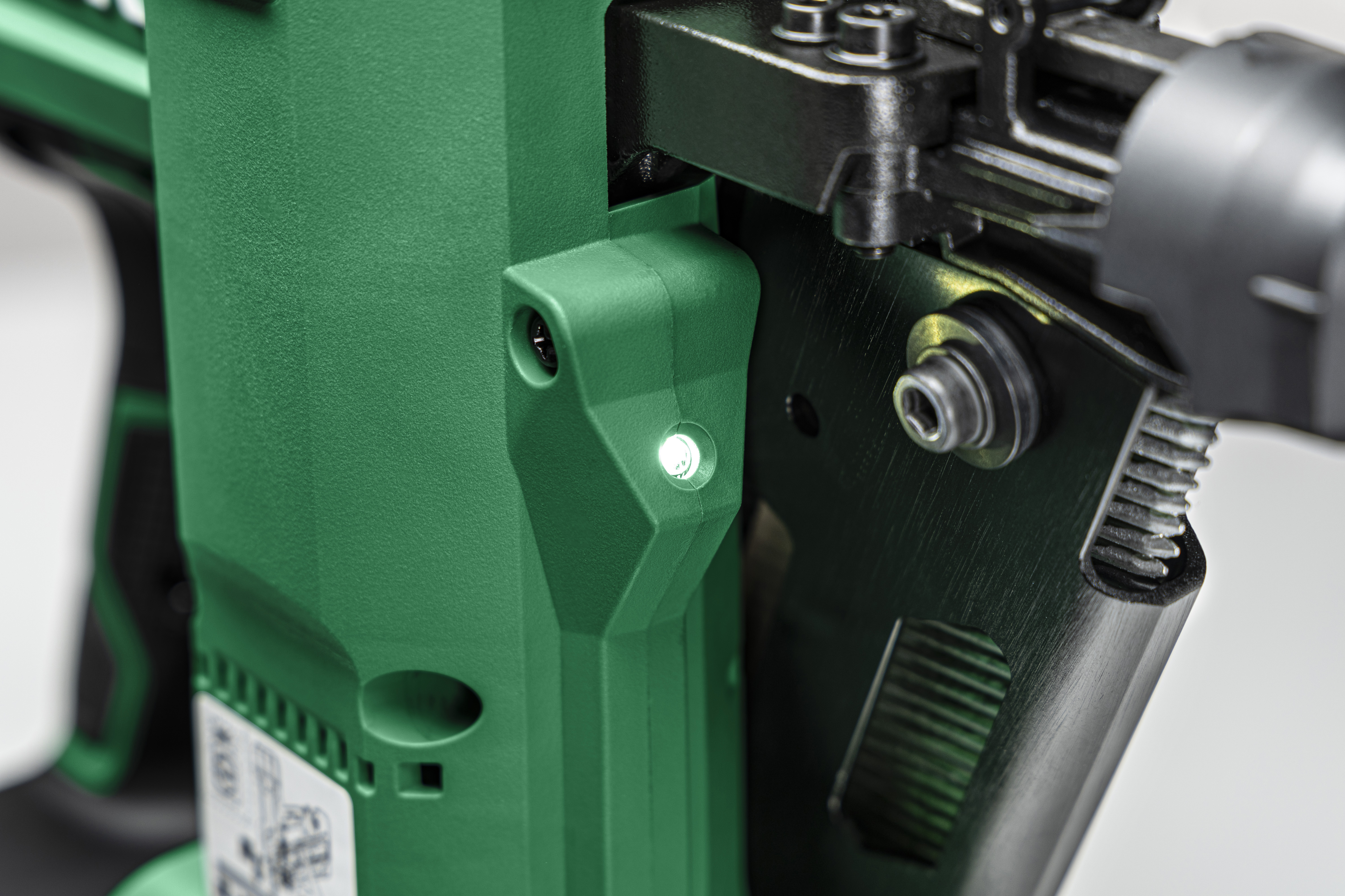 HiKOKI NR1890DCA (NNP) W9Z MV Akku Streifennagler 30° - 34° D-Kopf