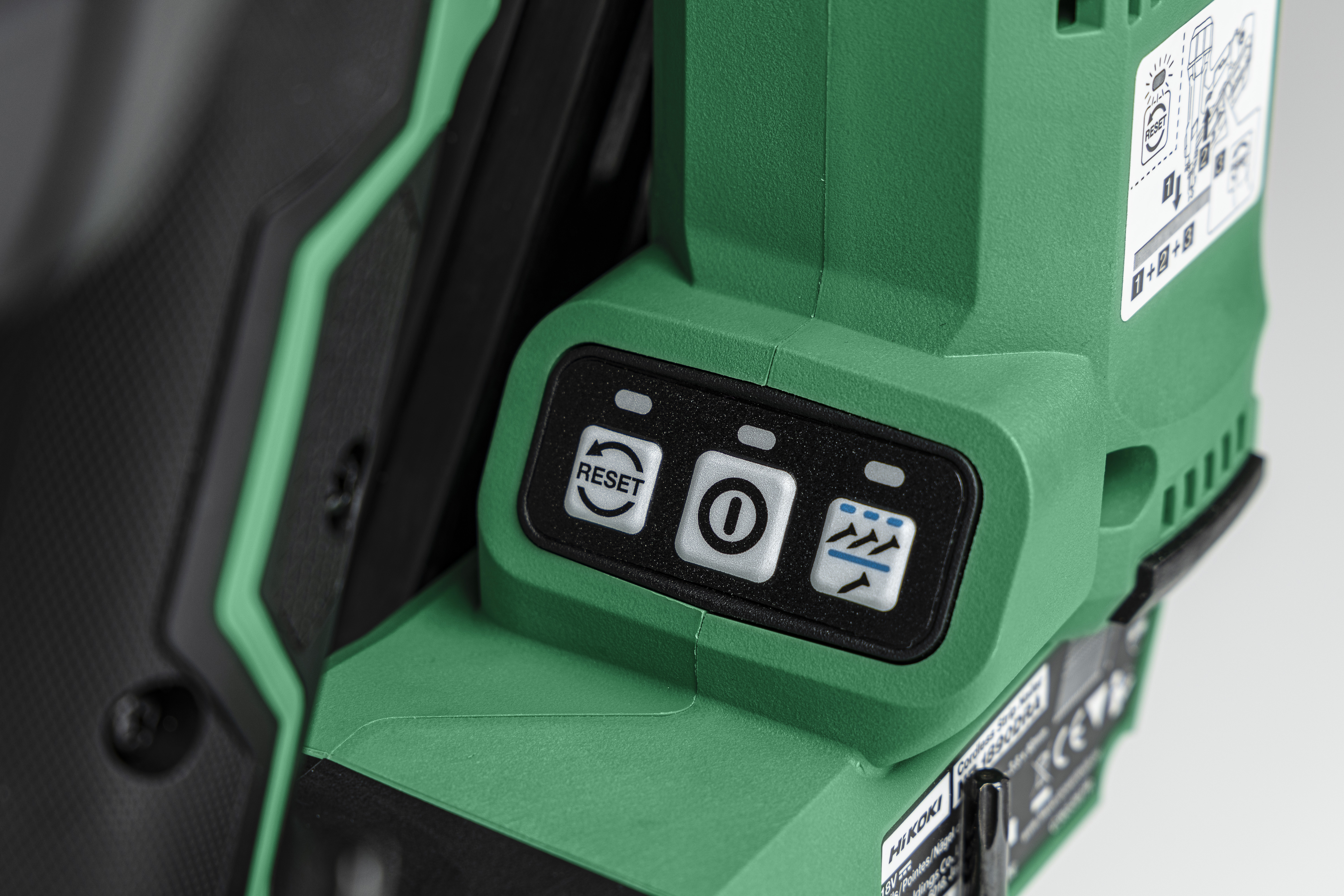 HiKOKI NR1890DRA18V Akku Streifennagler inkl Akkus und Ladegerät (2,0 AH)  20°-22° Rund-Kopf / PL (Plastik)