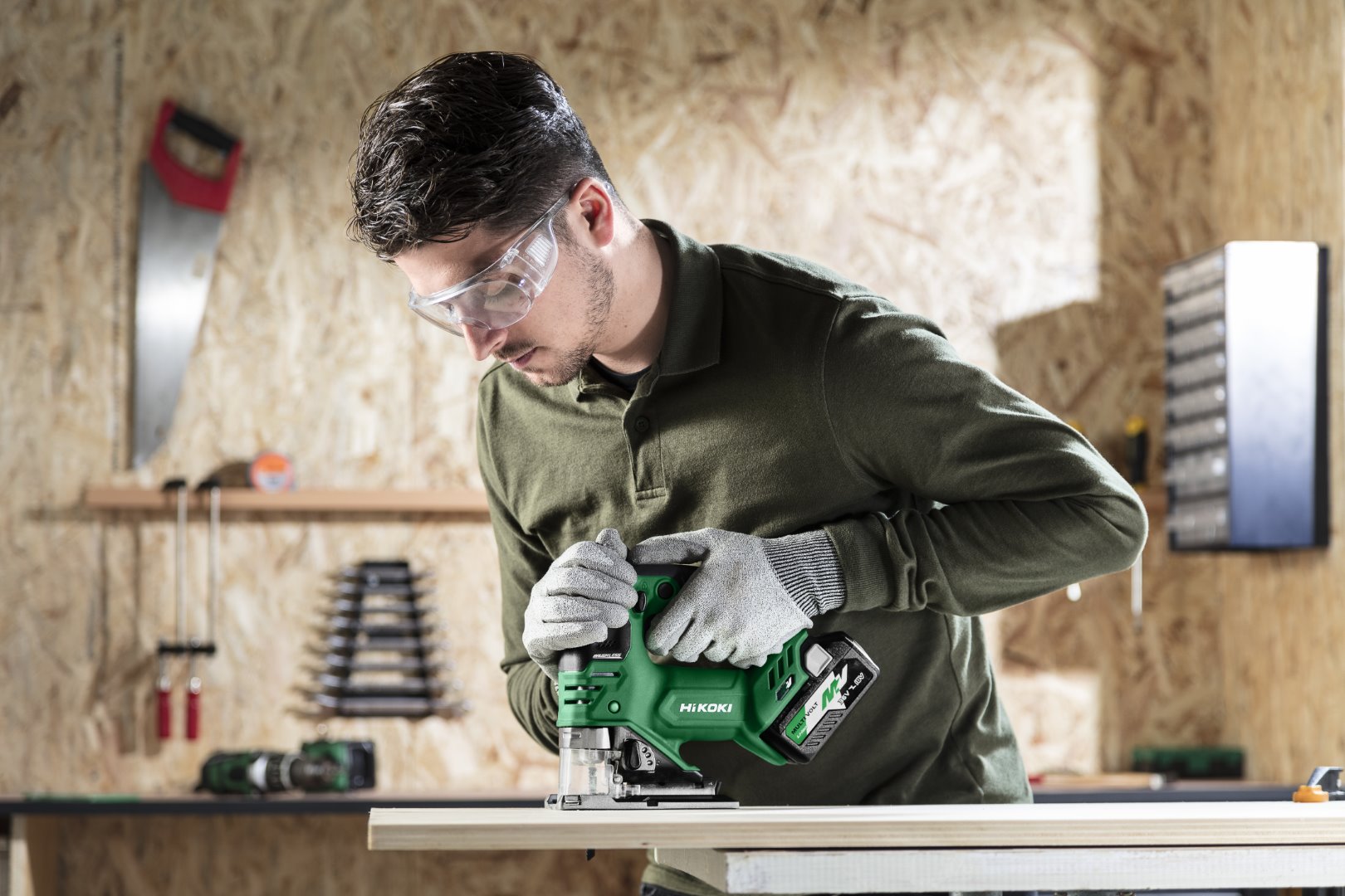 HiKOKI CJ36DA(Basic) (HSC III) Akku Stichsäge (brushless) 160 mm in Holz 2,1 Kg