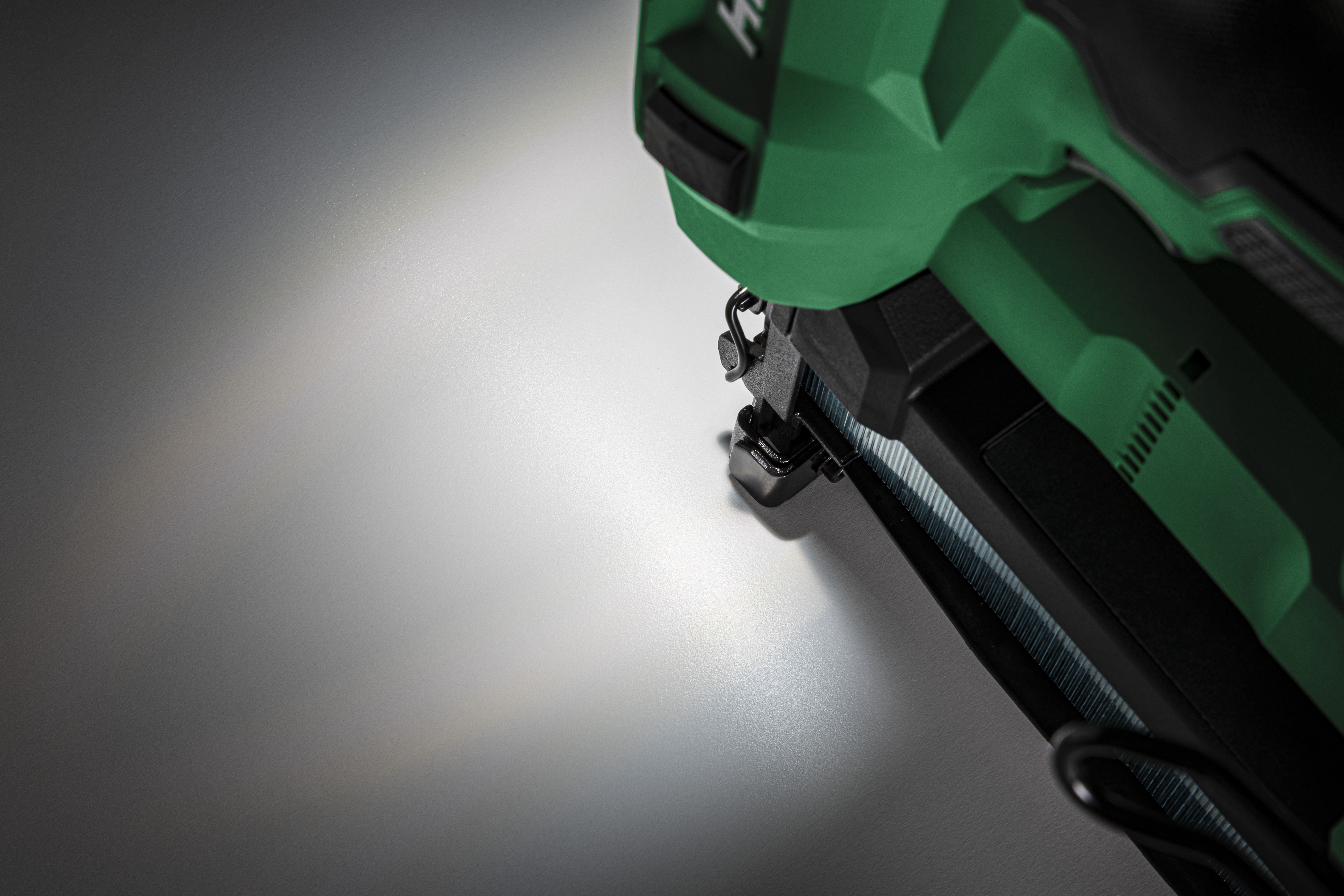 HIKOKI N1808DA Akku- Klammergerät 18 Volt