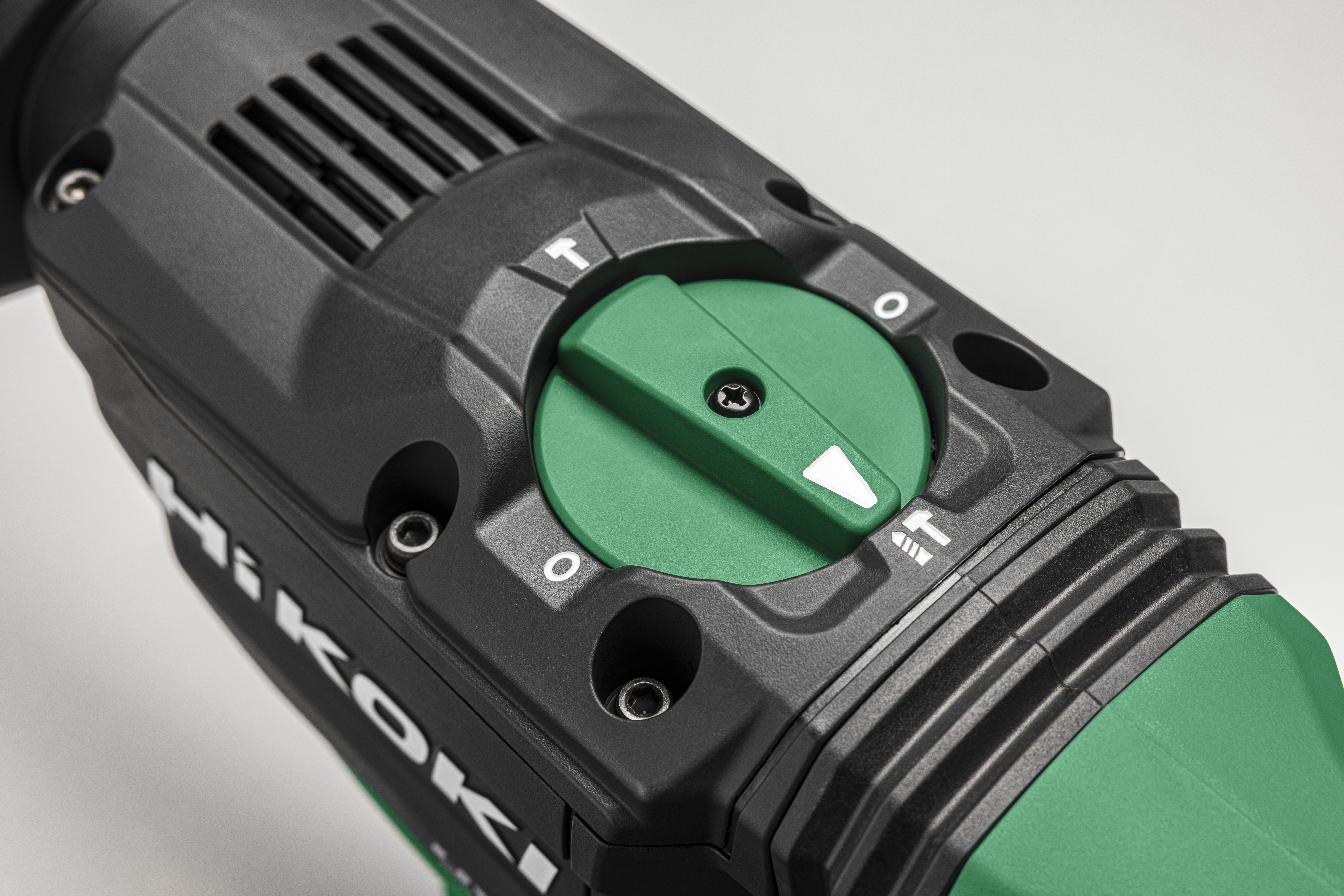 HiKOKI DH3640DA(Basic) (Transportkoffer)  Akku- Bohr- und Meißelhammer SDS-MAX 9,0 Joule