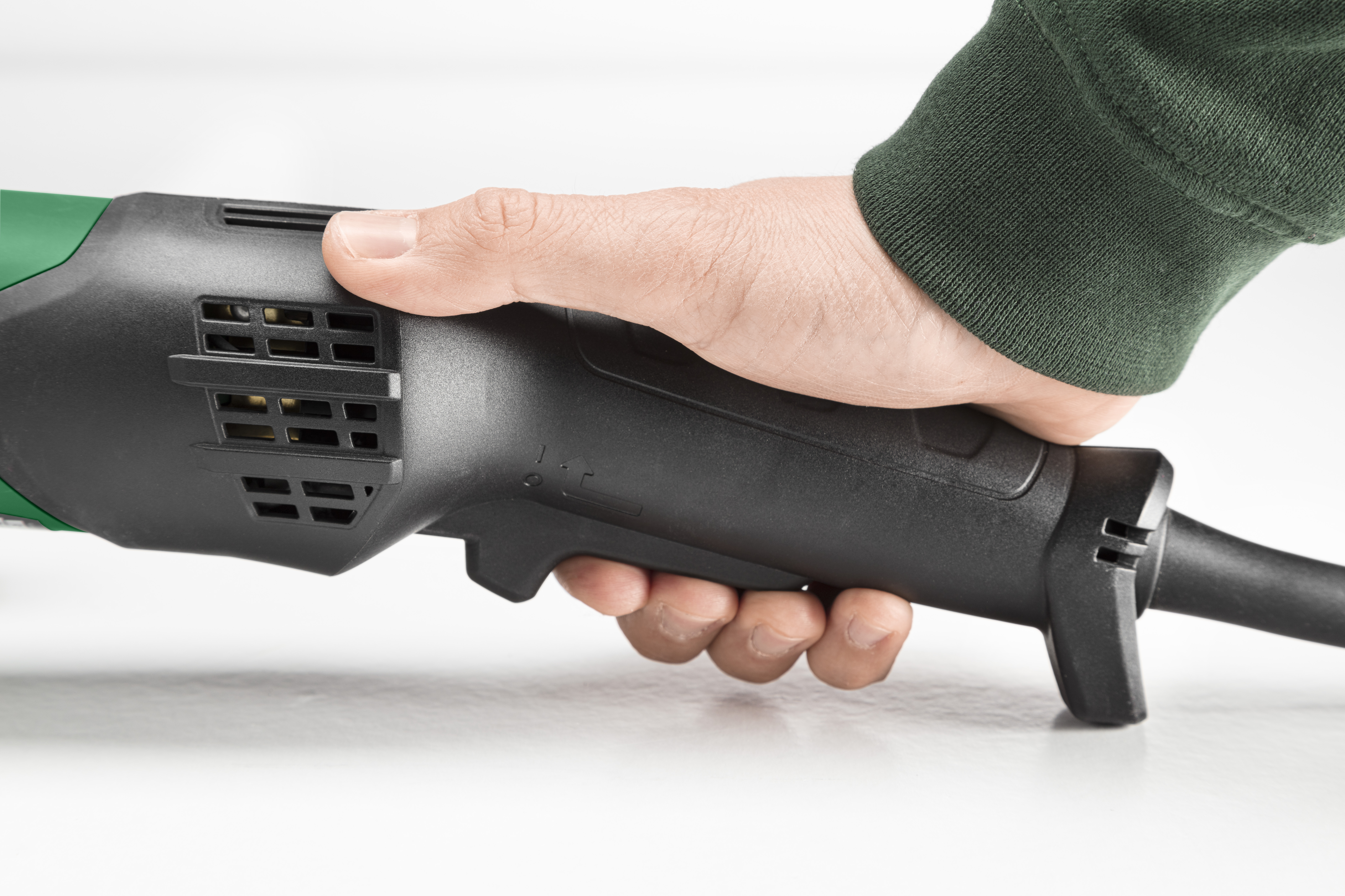 HiKOKI GM13Y Renovierungsschleifer (ohne Diamantscheibe) 3800-8200 U/min