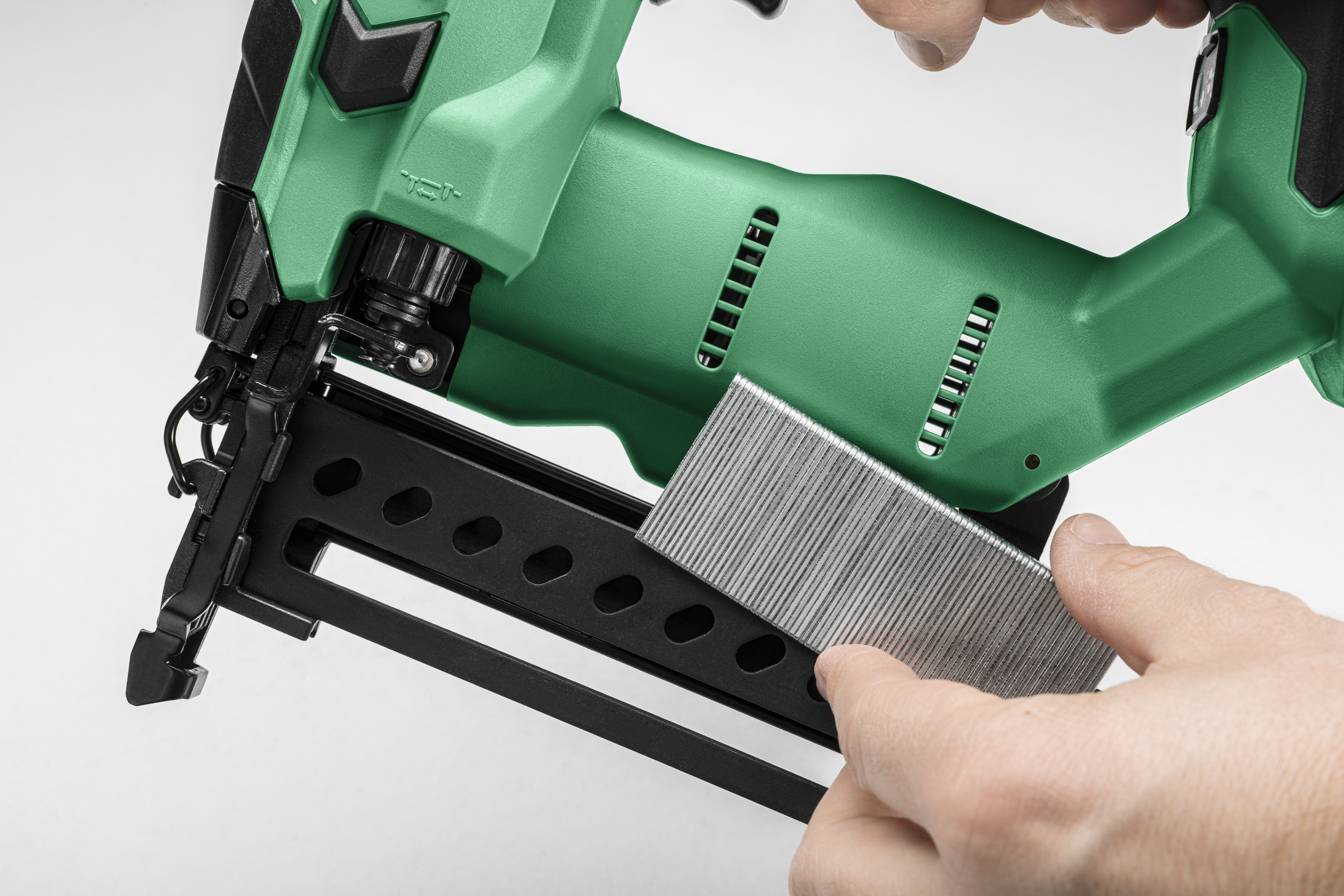 HiKOKI N1804DA (2.0) (HSCIII) Akku Tacker 18 Gauge 2,4 Kg brushless